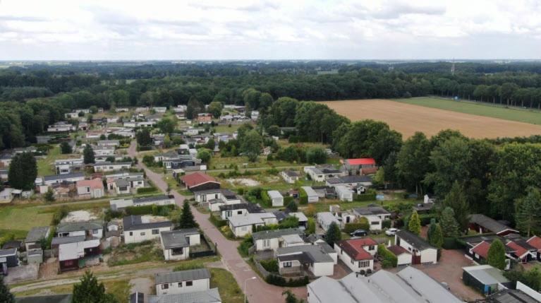 Nieuw - Luxe Blokhut Chalet In Bosrijke Omgeving Anloo Екстериор снимка