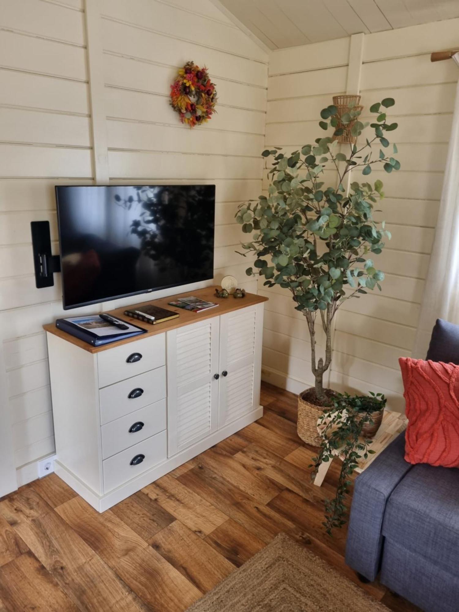 Nieuw - Luxe Blokhut Chalet In Bosrijke Omgeving Anloo Екстериор снимка